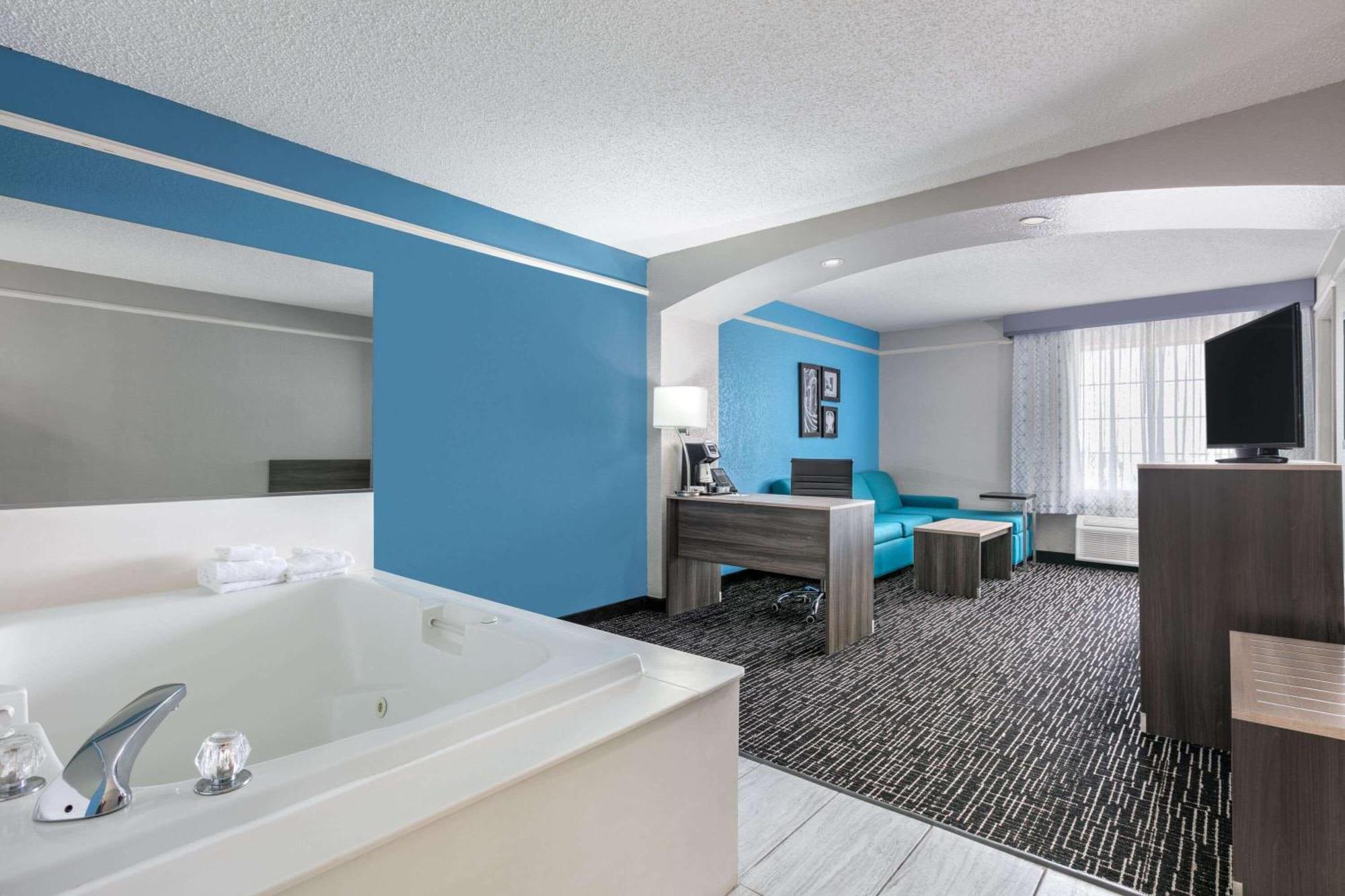 La Quinta By Wyndham וות'רפורד מראה חיצוני תמונה